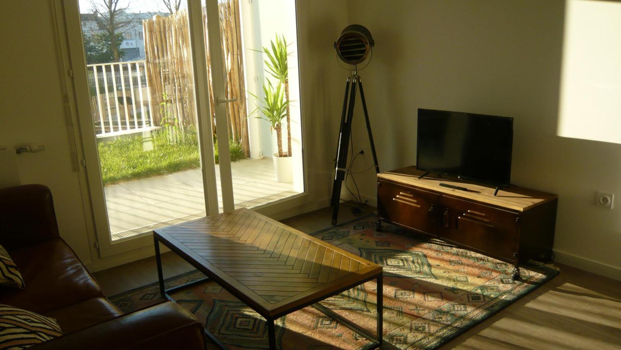 Appartement, Terrasse, Jardin, Parking Au Bord De Paris Нуази-ле-Сек Экстерьер фото