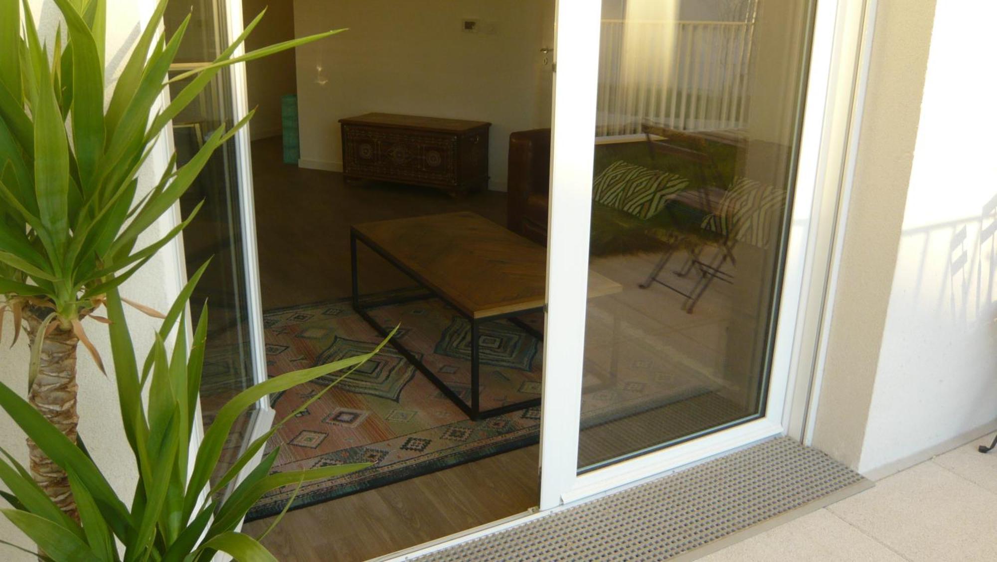 Appartement, Terrasse, Jardin, Parking Au Bord De Paris Нуази-ле-Сек Экстерьер фото